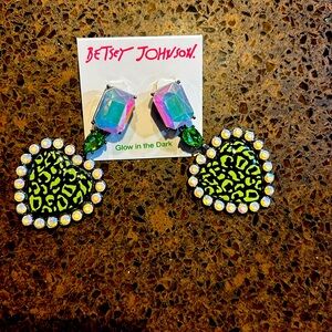 New Betsy Johnson heart earrings, glow in the dark.